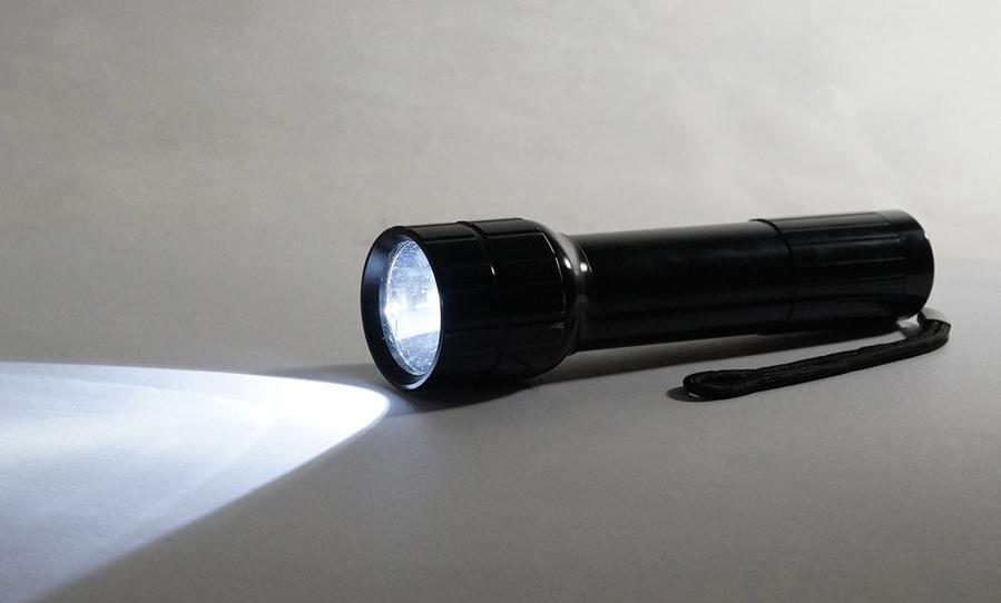5 Watt 200 Lumens Flashlight, Titanium Aluminum Body flashlight on