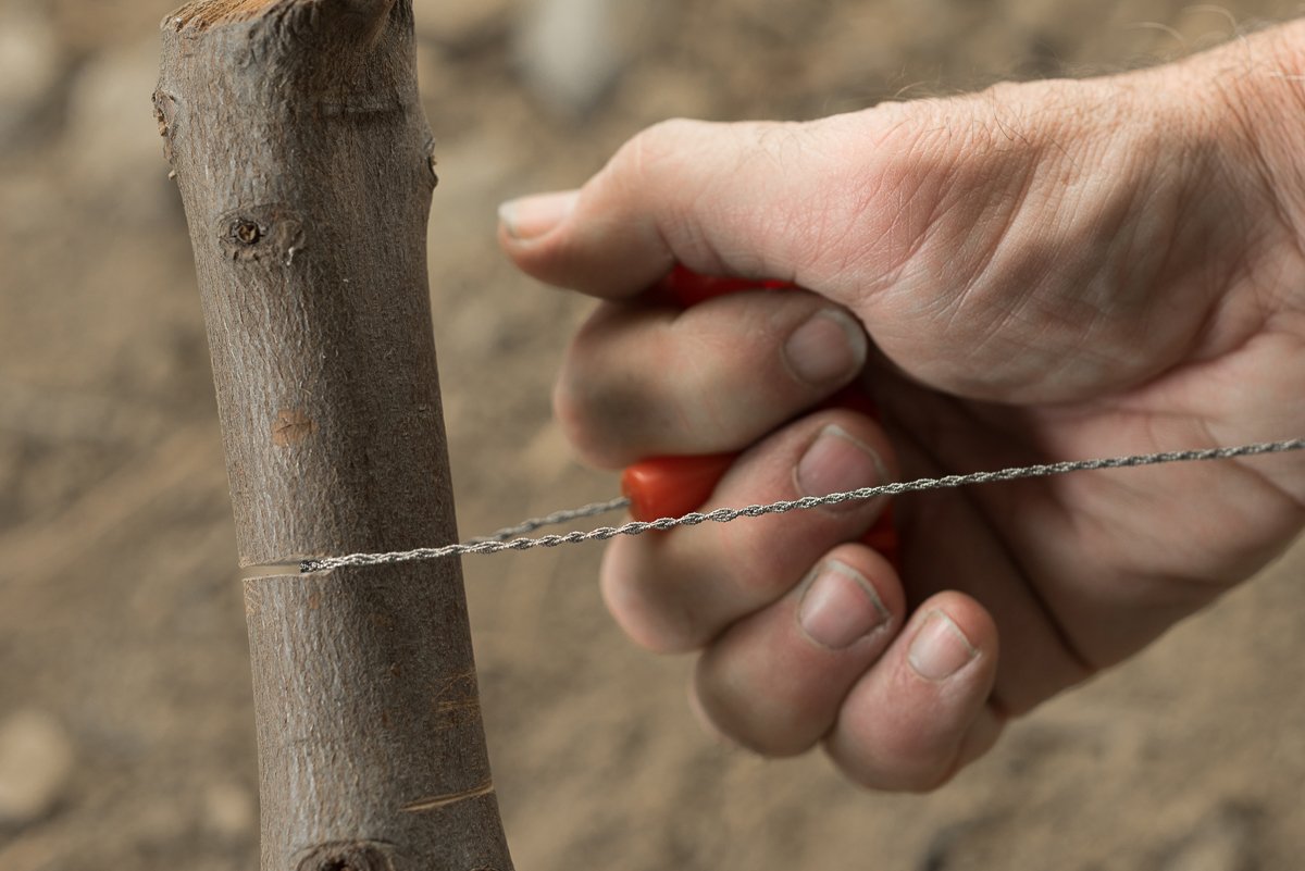 24" Stainless Steel Wire Saw