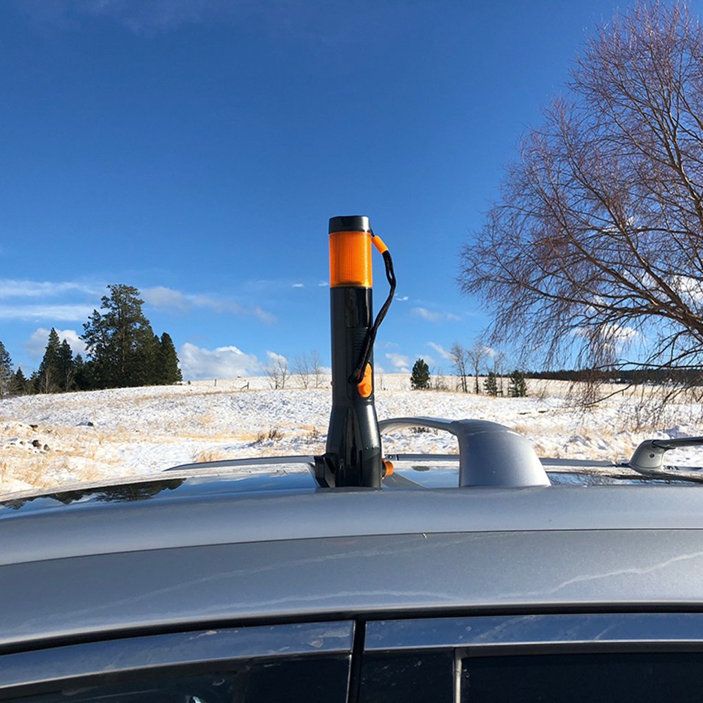 All-In-One Auto Emergency Tool magnet